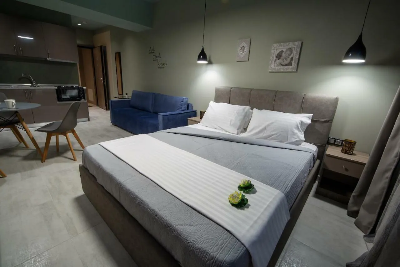 Angel Deluxe Apartments & Suites Thessaloniki 0*,