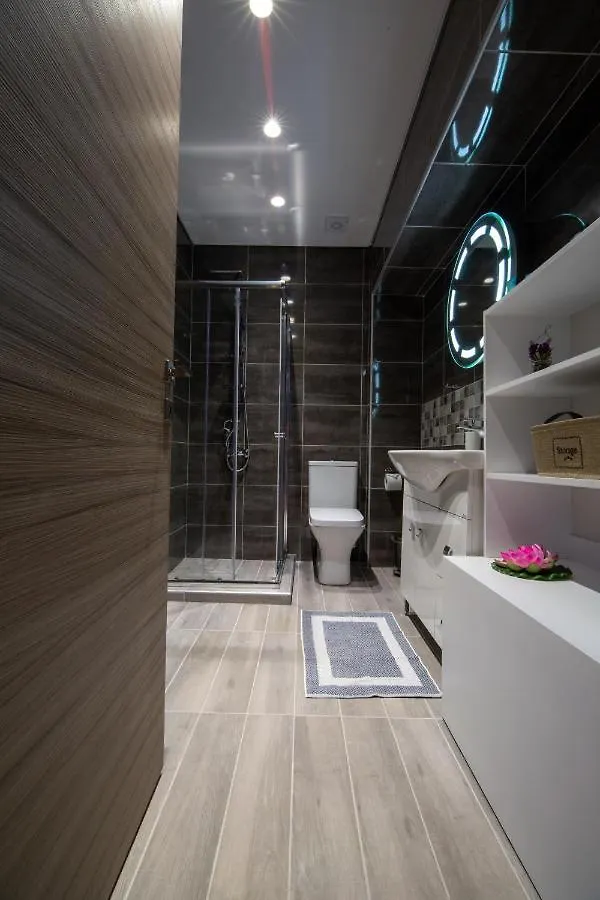 Angel Deluxe Apartments & Suites Thessaloniki